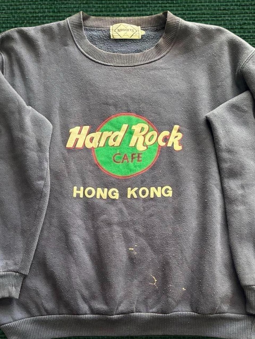 Hard Rock Cafe Hong Kong Sweater